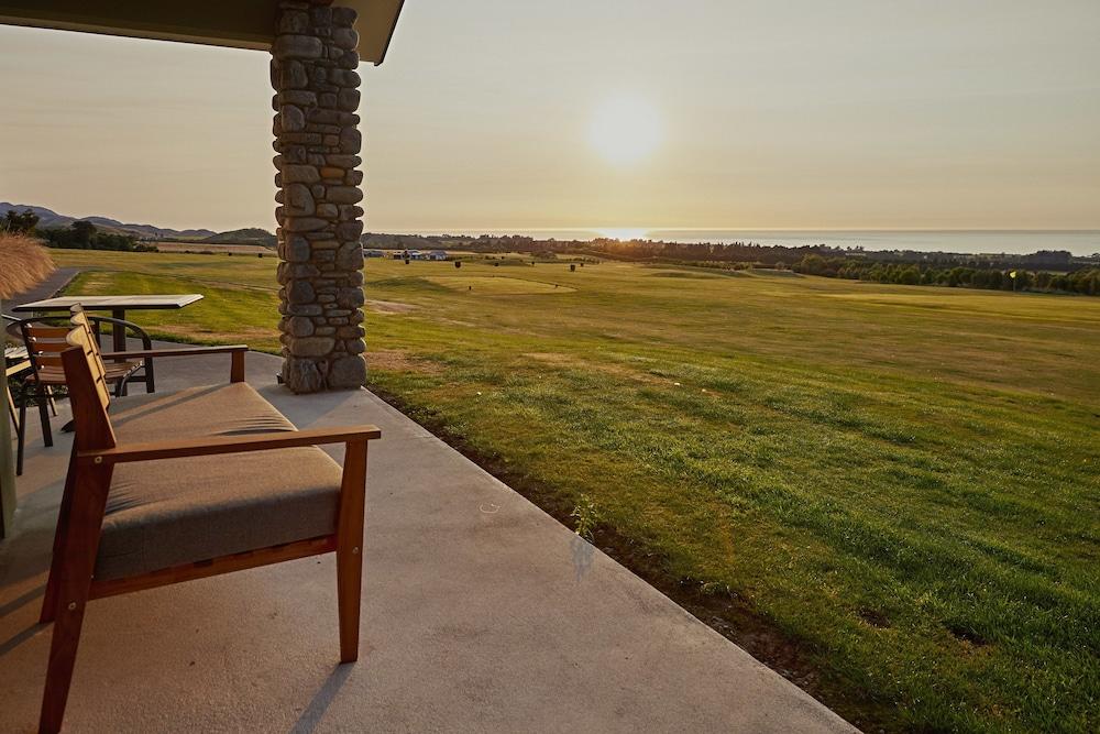 Koura Bay Golf Resort Kaikoura Exterior photo