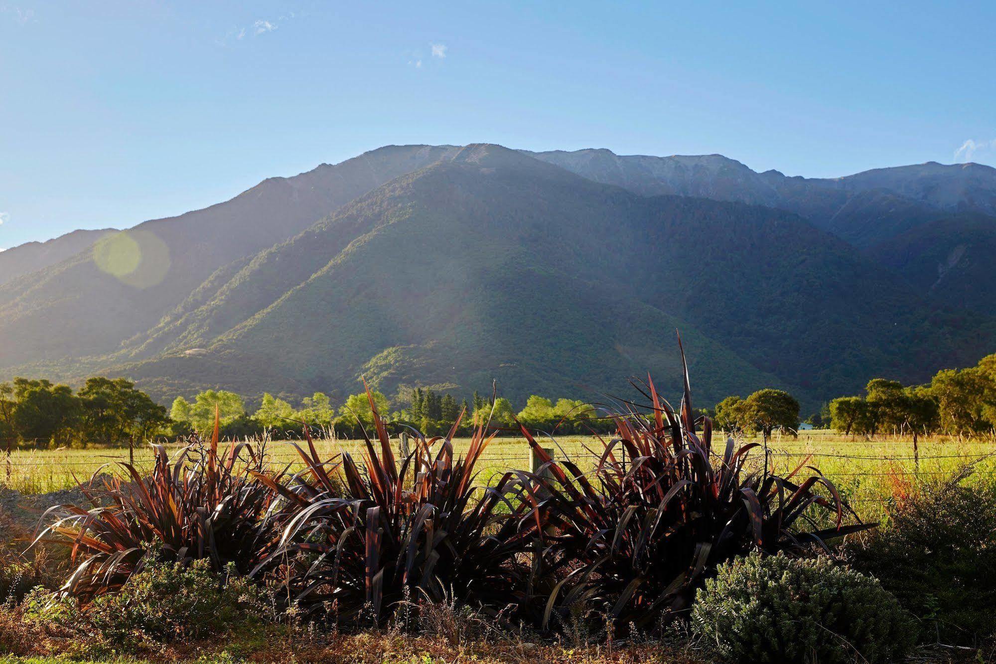 Koura Bay Golf Resort Kaikoura Exterior photo